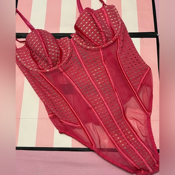 CLEARANCE $6̶8̶ victoria’s Secret Teddy. Coral pink 34C - Picture 2 of 2